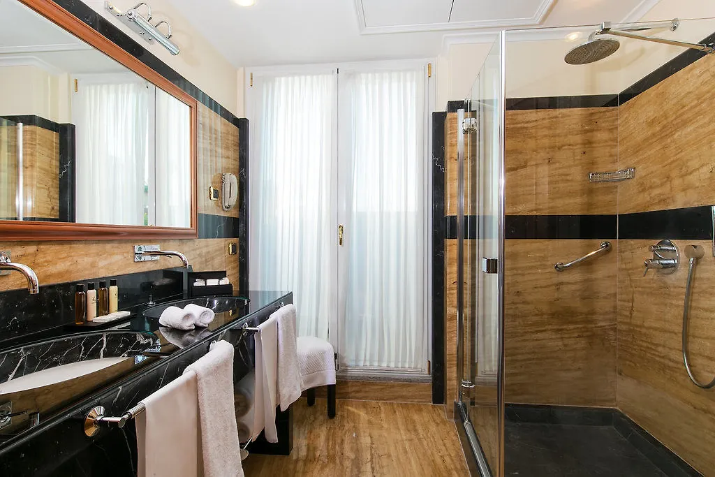 Hotel Manzoni Mailand
